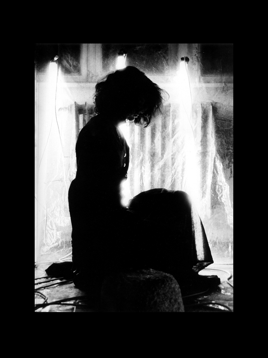 vela_bw1a_60x44.5cm_80x60cm_web