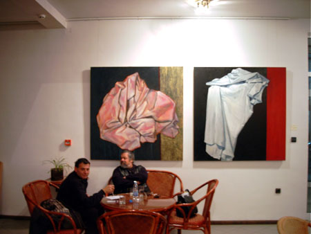 drapeau_downstairs