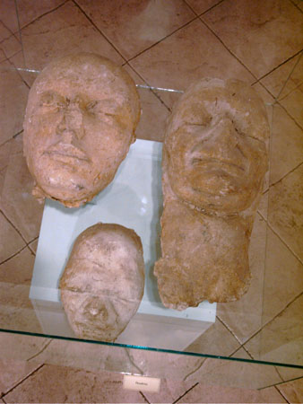 maski1