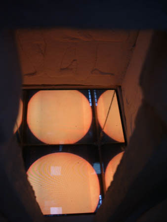 jakuzi_inside_relief6